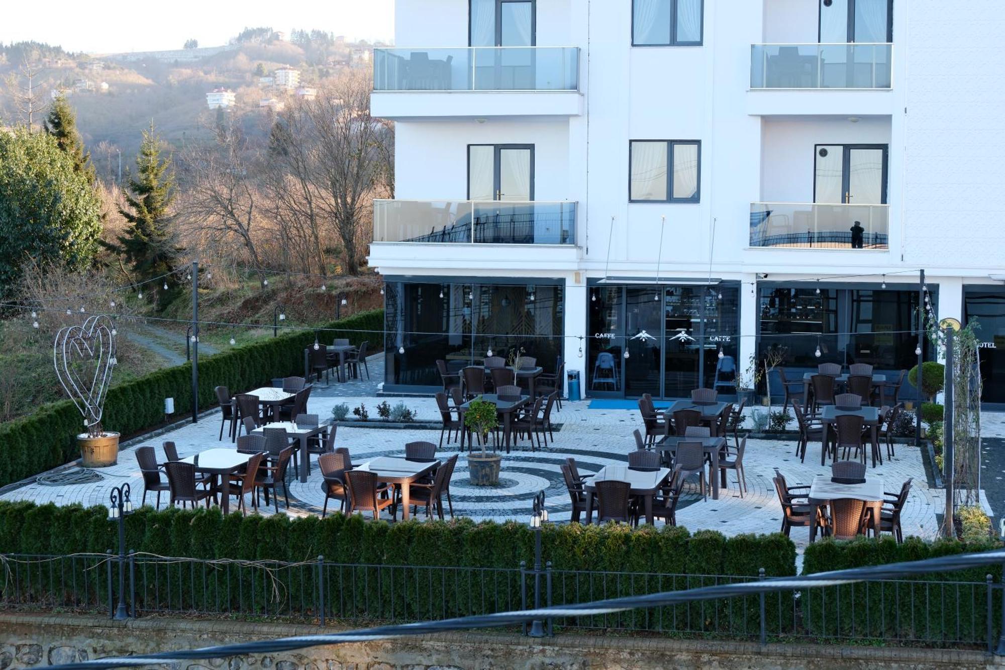 Hotel apartamentowy Sahin Tepesi Trabzon