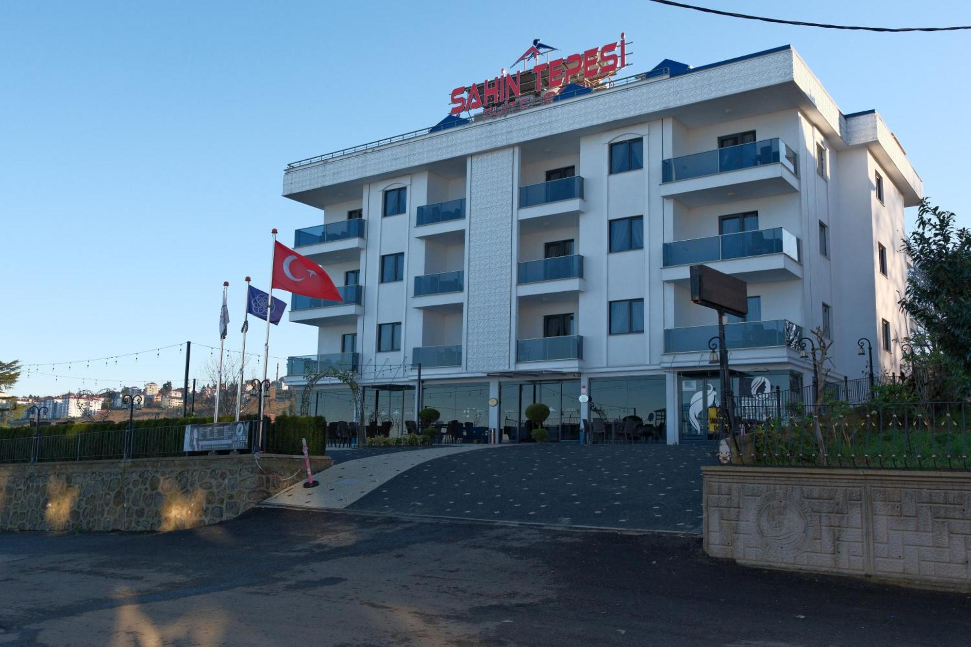 Sahin Tepesi 2*